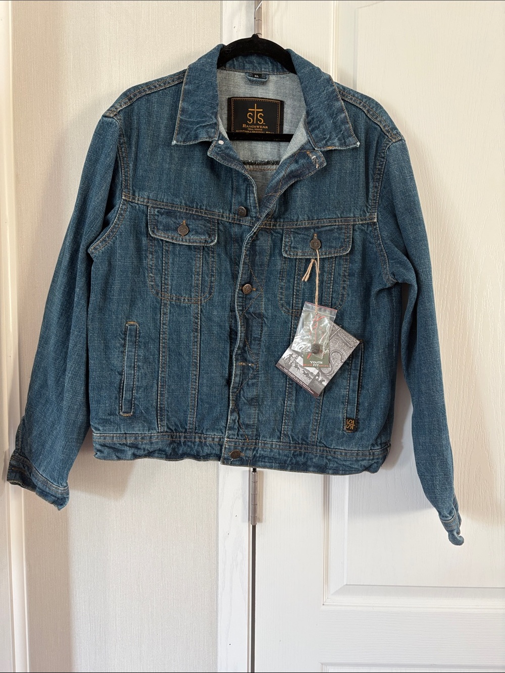 STS Ranchwear Medium Blue Denim Trucker Jacket